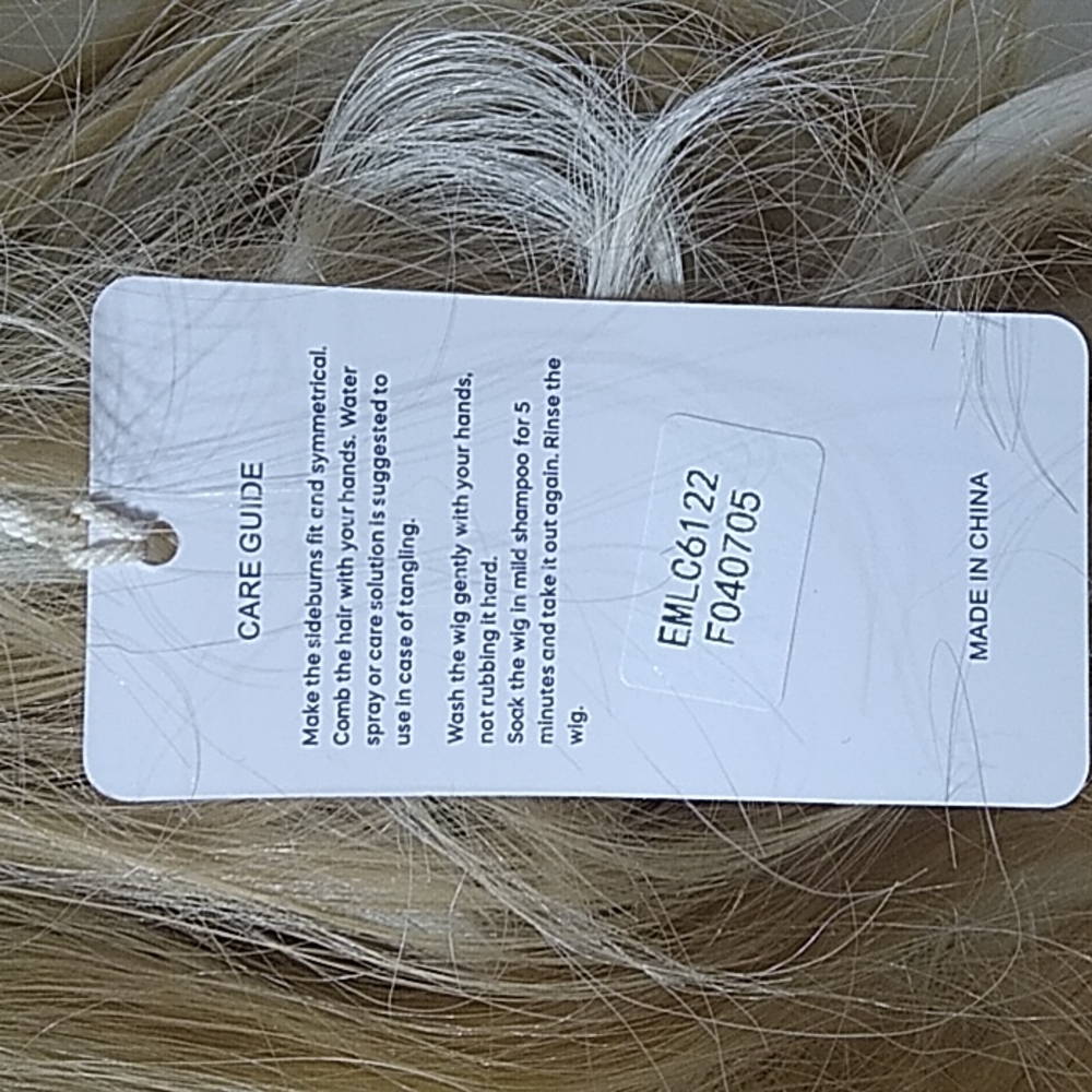 Wig Blonde Shining Yourself by Haircube - Picture 4 of 6